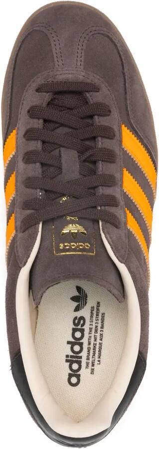 Adidas Gestreepte leren sneakers Bruin
