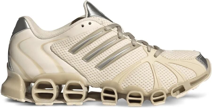 Adidas Mega Ghostride gestreepte sneakers Beige