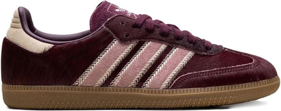 Adidas Handball Spezial suède sneakers met drie strepen Beige