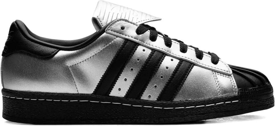 Adidas Superstar 82 "Silver Metallic Core Black Core Black" sneakers Zilver