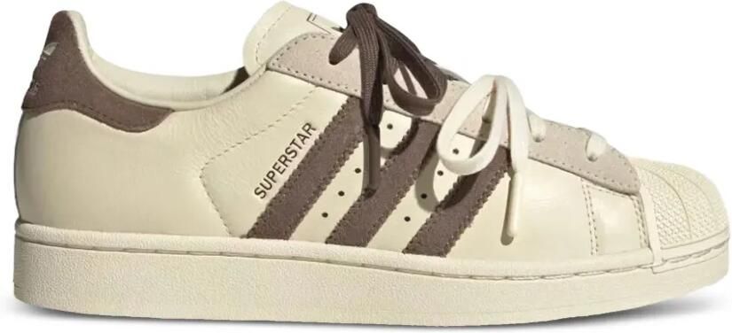 Adidas Superstar II sneakers met schelpen neus Beige