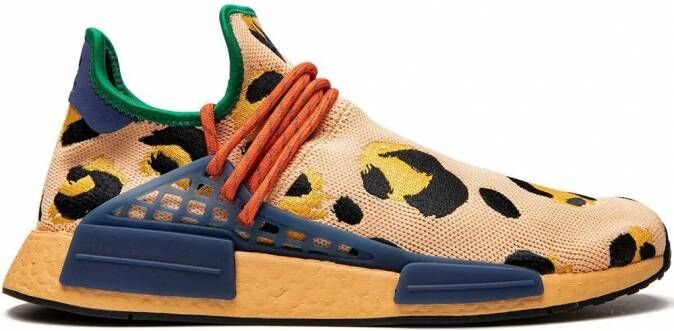 Adidas x Pharrell Williams HU NMD sneakers met dierenprint Oranje