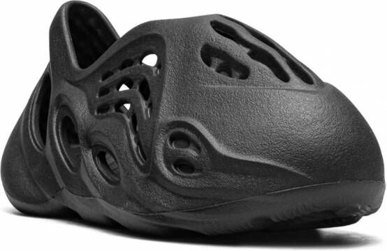Adidas Kids "YEEZY Foam Runner Onyx Black sneakers" Zwart