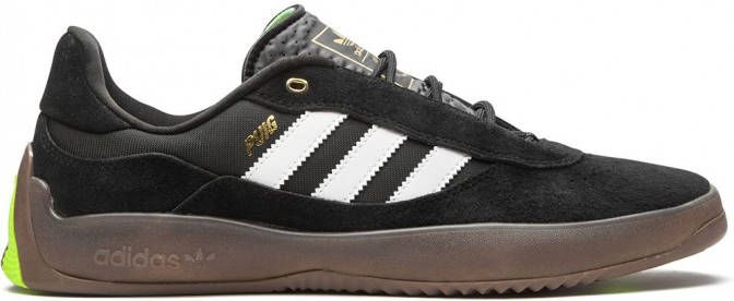 Adidas Swift Run low-top sneakers Zwart