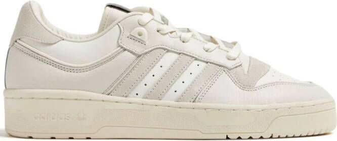 Adidas x Nadeshot Rivalry Low leren sneakers Beige