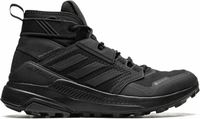 Adidas x Pharrell Williams Terrex Trailmaker Mid GORE-TEX sneakers Zwart