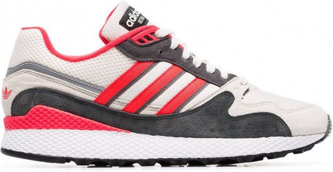 Adidas Ultraboost low-top sneakers in zwart wit