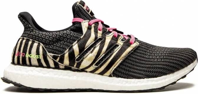 Adidas Ultraboost DNA sneakers met luipaardprint Zwart