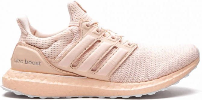 Adidas Ultraboost low-top sneakers Roze