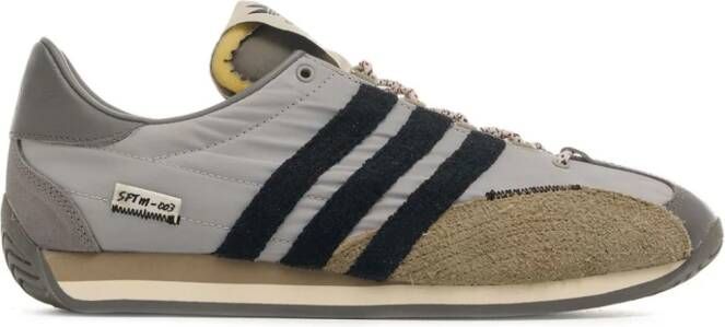 adidas x SFTM Country OG sneakers Grijs