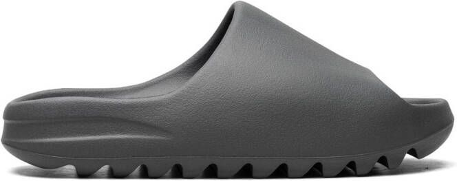 Adidas "x Yeezy Slate Grey slippers" Grijs