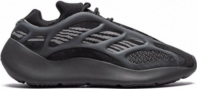 Adidas YEEZY Yeezy 700 V3 sneakers rubber StofStof 10.5 Zwart