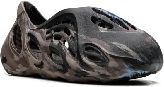 Adidas Yeezy Kids Foam Runner "MX Cinder" sneakers Grijs