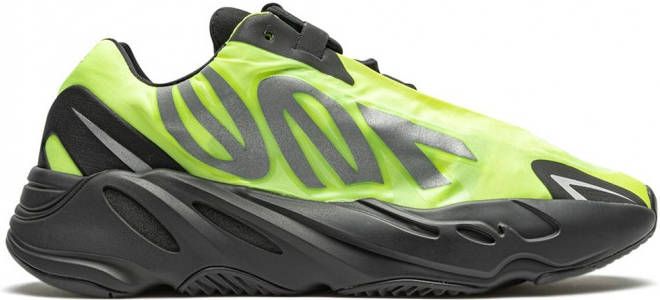 Adidas Yeezy Boost 700 MNVN "Phosphor" sneakers Groen