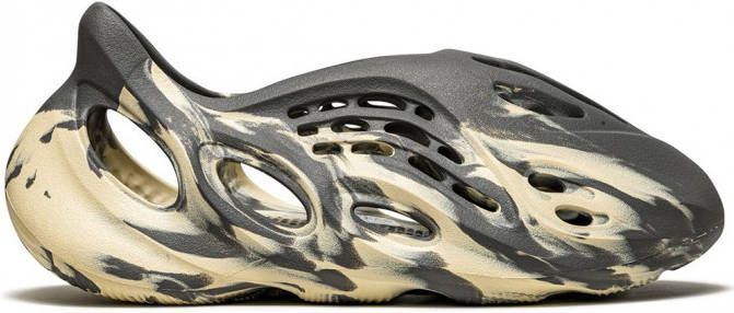 Adidas Yeezy Foam Runner MXT "Moon Gray" sneakers Grijs