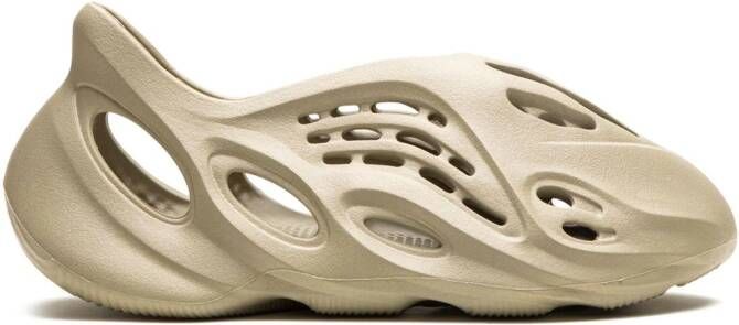 Adidas Yeezy "Foam Runner Stone Salt sneakers" Beige