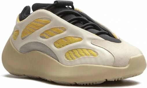 Adidas Yeezy Kids Yeezy 700 V3 Safflower sneakers Beige Schoenen