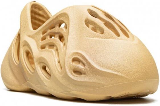 Adidas Yeezy Kids "YEEZY Foam Runner Desert Sand sneakers" Beige