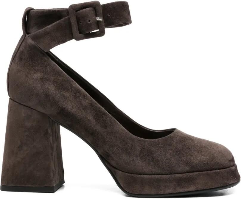 ADRIANNA FERETTI Pumps met gespdetail Bruin