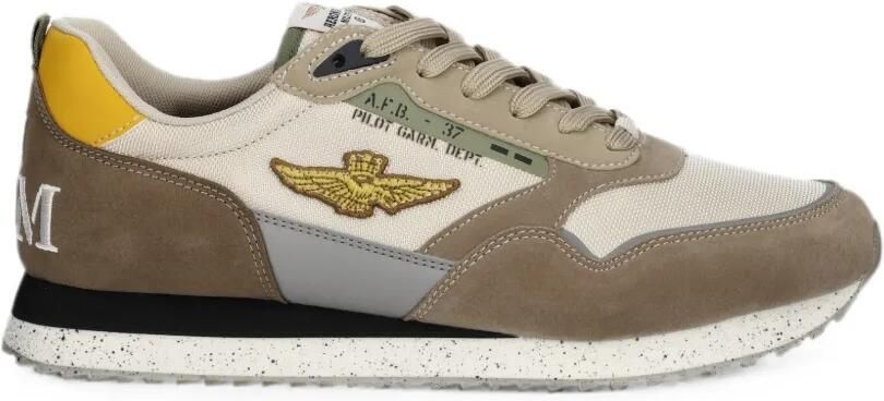Aeronautica Militare Sneakers met borduurwerk Bruin