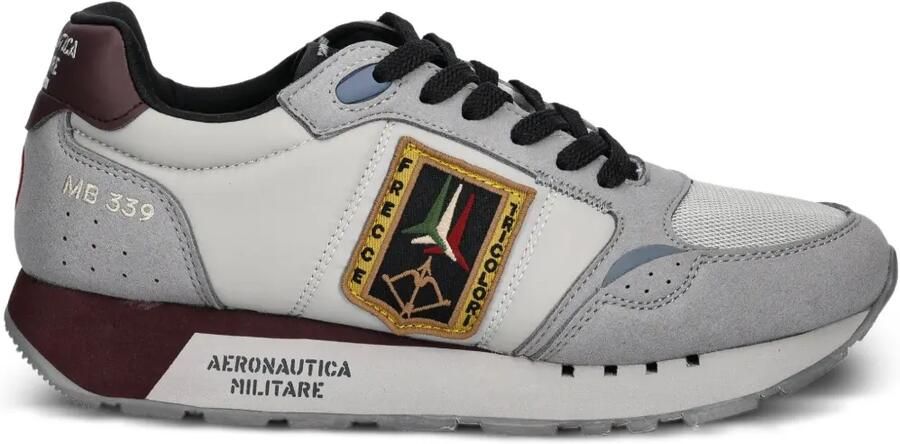 Aeronautica Militare Sneakers met geborduurde patch Grijs