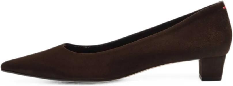 Aeyde Judi suède pumps met puntige neus Bruin