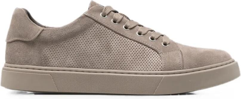 Alberto Gozzi Suède sneakers met geperforeerd detail Beige