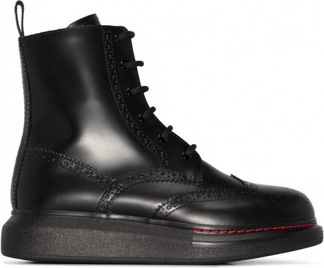 Alexander McQueen Enkellaarzen met veters Zwart