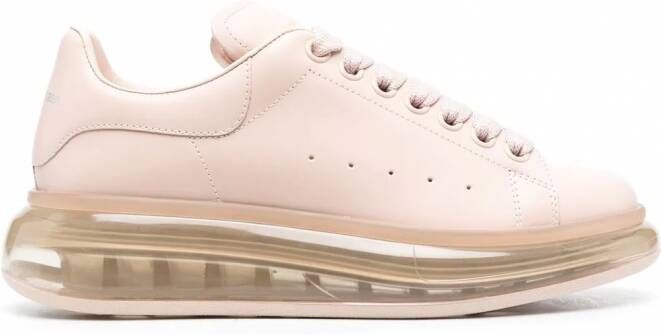 Alexander McQueen Sneakers met chunky zool Roze