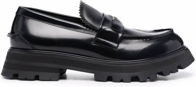 Alexander McQueen Leren loafers Zwart
