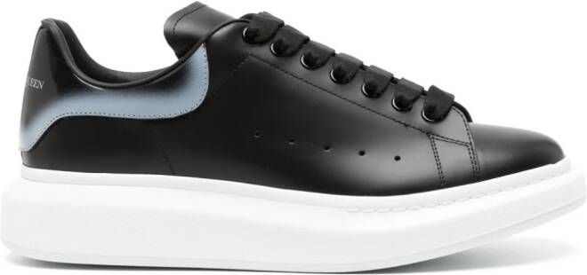 Alexander McQueen Oversized leren sneakers Zwart