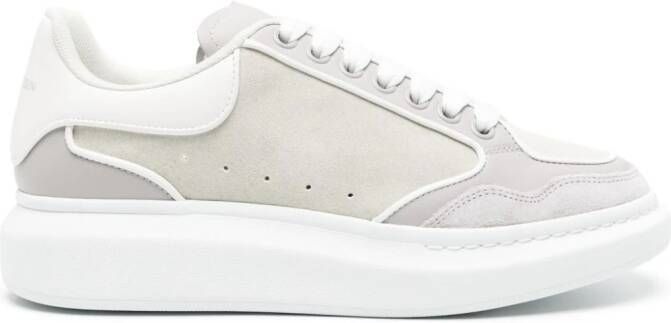 Alexander McQueen Oversized sneakers met vlakken Grijs