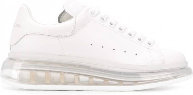 Alexander McQueen Oversized sneakers Wit
