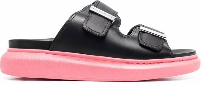 Alexander McQueen Sandalen meet twee bandjes Zwart