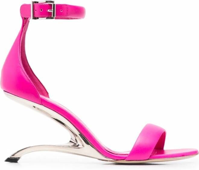 Alexander McQueen Sandalen met bewerkte hak Roze