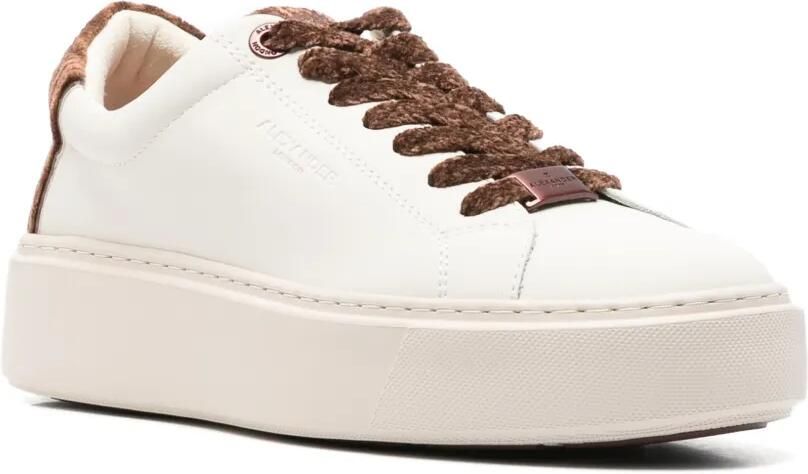 Alexander Smith Leren sneakers met fluwelen afwerking Wit