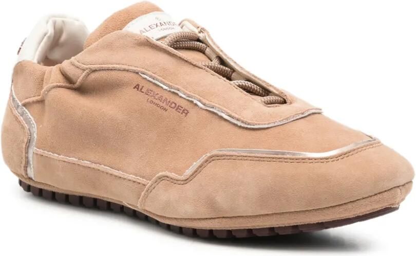 Alexander Smith River suède sneakers met logo-print Bruin