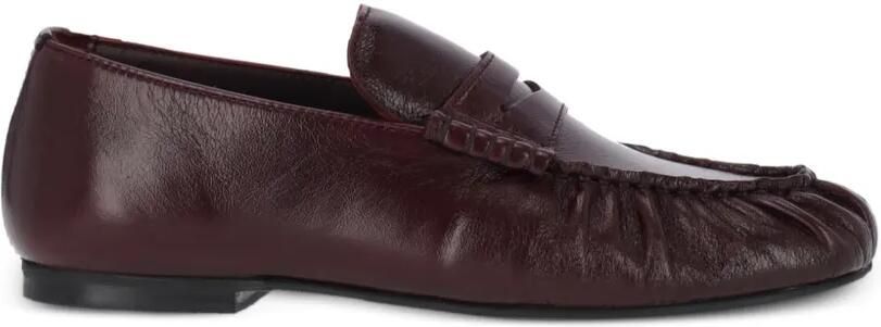 ALOHAS Aven geplooide loafers Rood