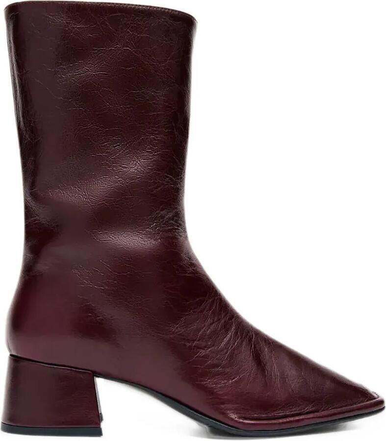 ALOHAS Berlin crinkled-finish square-toe boots Rood