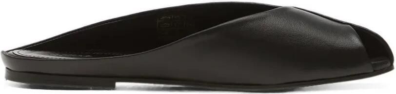 ALOHAS Platte leren sandalen met open neus Zwart