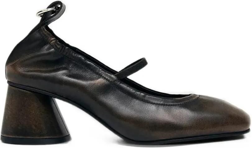 ALOHAS Rhiane distressed-effect leather pumps Bruin