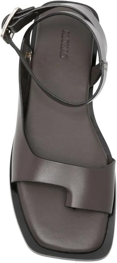 ALOHAS Sandalen met gespsluiting en teenbandje Bruin