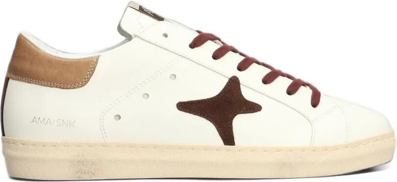 Ama Brand star-patch leather sneakers Wit