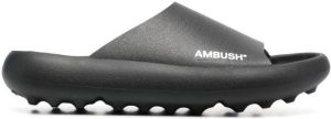 AMBUSH Slippers met logoprint Zwart