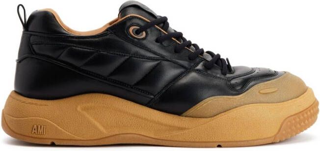 AMI Paris Sneakers met vlakken Zwart