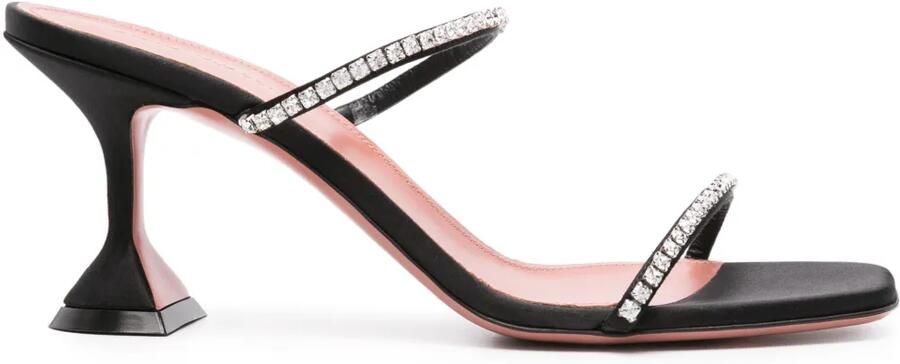Amina Muaddi 70 mm Gilda satijnen sandalen Zwart