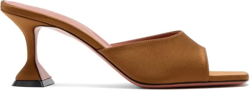 Amina Muaddi 70 mm Lupita sandalen Bruin