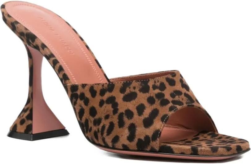Amina Muaddi 95 mm Lupita sandalen met vierkante neus en luipaardprint Bruin - Foto 2