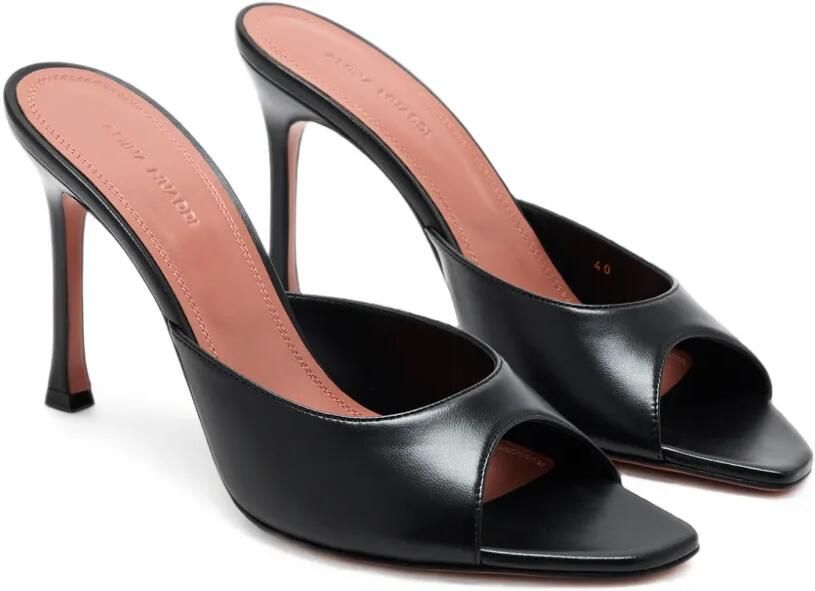 Amina Muaddi Alexa leren sandalen Zwart