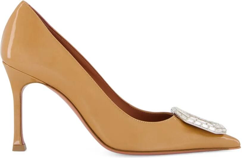 Amina Muaddi Camelia pumps verfraaid met kristallen Beige